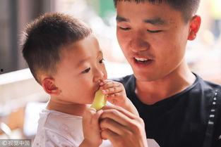 山东夫妻直播吃瓜,揭秘农村生活趣味瞬间