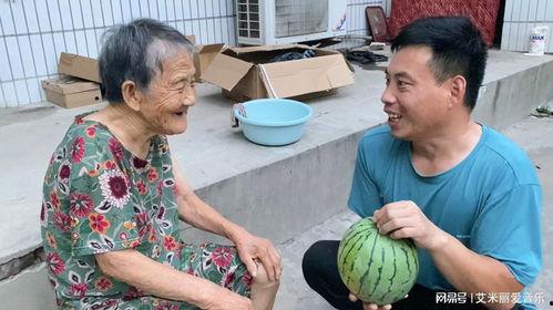 吃老家大瓜姥姥,姥姥的温馨回忆与传承故事